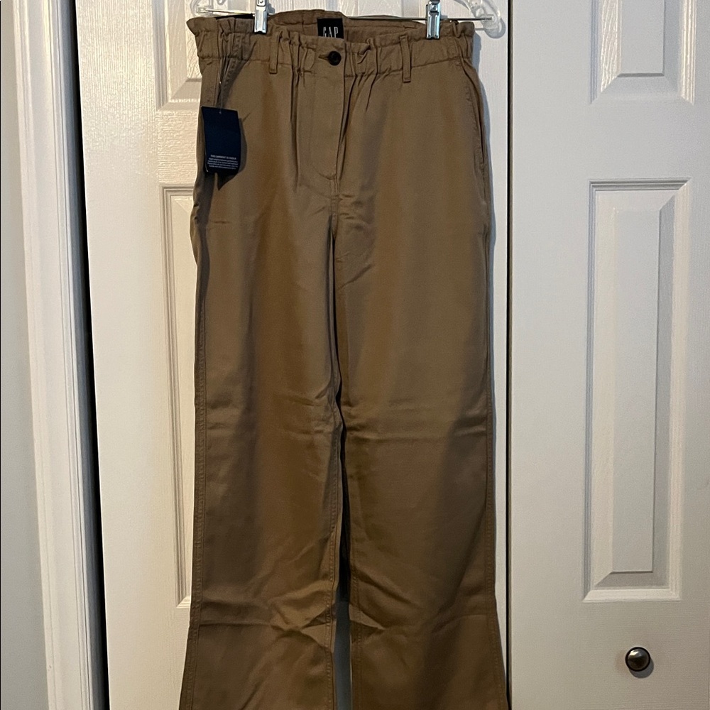 GAP Women’s Khaki Chinos